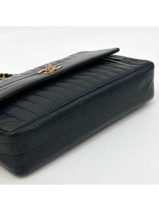 Chanel Mademoiselle Quilted Chain Shoulder Bag Vintage - Picture 9 of 16